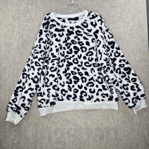 Black & White Womens Fuzzy Leopard Print Sweatshirt Size 5XL Cozy Soft Pullover